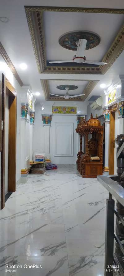 Ceiling, Prayer Room, Storage, Flooring, Lighting Designs by Painting Works Ajay Candrakar, Bhopal | Kolo