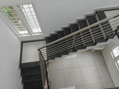 Staircase Designs by Contractor antony t t antony thomas, Ernakulam | Kolo