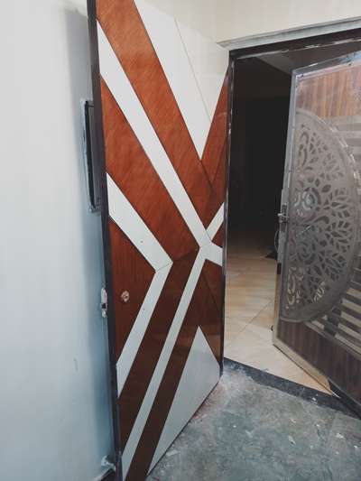 Door Designs by Contractor Dilshad Umar, Ghaziabad | Kolo