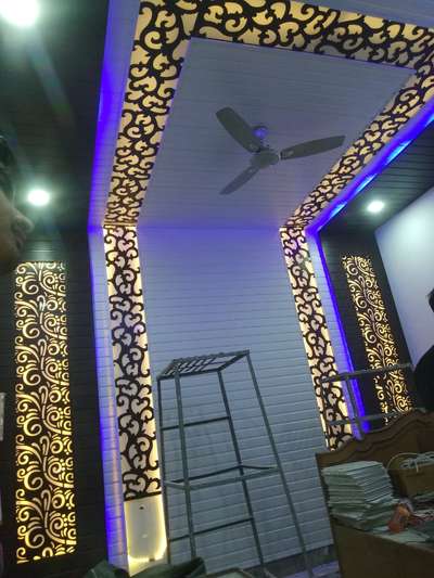 Ceiling, Lighting, Wall Designs by Contractor Home interior Decorators, Delhi | Kolo