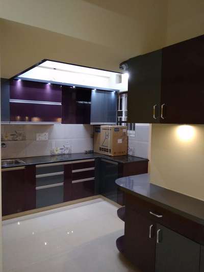 Kitchen, Lighting, Storage Designs by Interior Designer ak babu, Delhi | Kolo