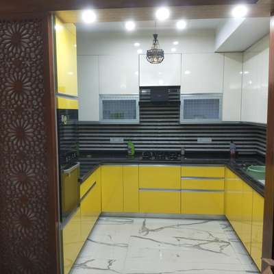 Kitchen, Lighting, Storage Designs by Interior Designer Deepak sky, Delhi | Kolo