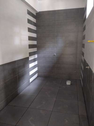 Bathroom, Wall, Flooring Designs by Contractor Tk shafeeq thuplikkadan, Malappuram | Kolo