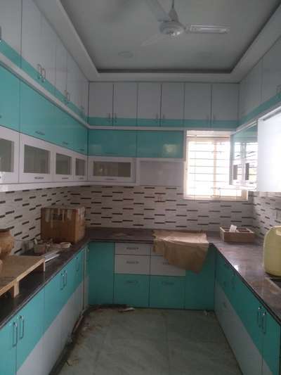 Kitchen, Storage Designs by Interior Designer Virendra Chaturvedi, Bhopal | Kolo