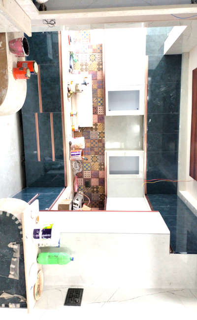 Kitchen, Storage Designs by Contractor riyajuddin  saifi, Gautam Buddh Nagar | Kolo