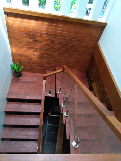 Staircase Designs by Carpenter bibin biby, Malappuram | Kolo
