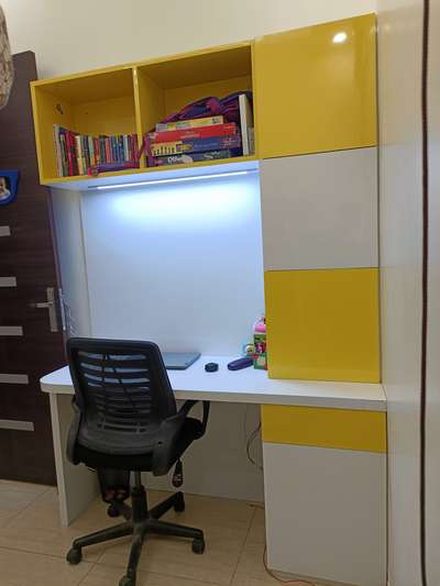 Furniture, Storage, Table Designs by Carpenter Zeeshan carpenter , Gautam Buddh Nagar | Kolo