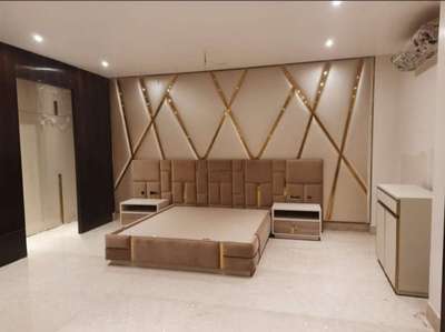 Furniture, Bedroom Designs by Contractor shamim shifi, Delhi | Kolo