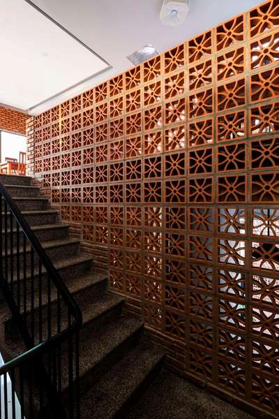 Wall, Staircase Designs by Service Provider Azher Malik, Delhi | Kolo
