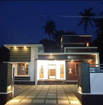 Exterior, Lighting Designs by Contractor Athira Sam, Kollam | Kolo