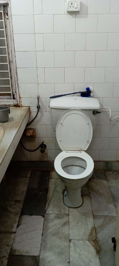 Bathroom Designs by Interior Designer shyamu kumar, Noida | Kolo