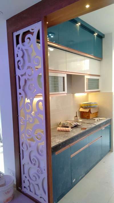 Kitchen, Lighting, Storage Designs by Carpenter Khan  Sahab, Gautam Buddh Nagar | Kolo