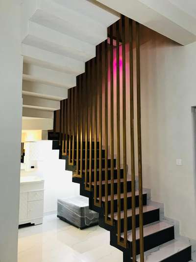 Staircase Designs by Contractor Basheer Muhammad, Kasaragod | Kolo