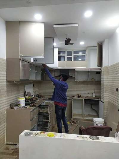 Ceiling, Kitchen, Lighting, Storage Designs by Carpenter NG khan NG, Gautam Buddh Nagar | Kolo