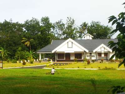 Exterior, Outdoor Designs by Fabrication & Welding Thomson K  Jose, Idukki | Kolo