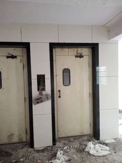Door Designs by Contractor Shahid यारा गाना Patel, Dewas | Kolo