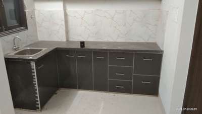 Kitchen, Storage Designs by Carpenter deepak carpenter  Panchal ji, Indore | Kolo