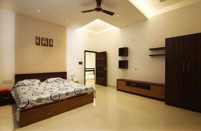 Bedroom, Furniture, Ceiling, Lighting, Storage Designs by Civil Engineer Pro-Build Engineering , Pathanamthitta | Kolo