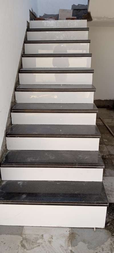 Staircase Designs by Building Supplies Ganesh Bhabare, Indore | Kolo