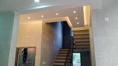 Ceiling, Lighting, Staircase Designs by Architect Kairalibulders group  Eng, Malappuram | Kolo