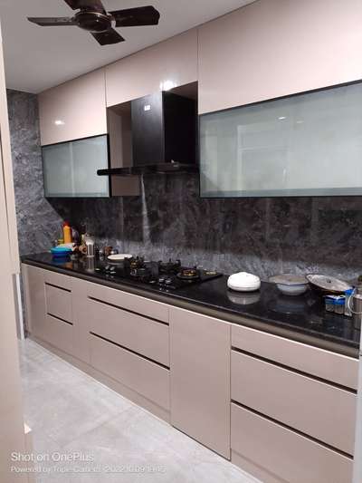 Kitchen, Storage Designs by Interior Designer Vestal Interior  And Construction , Delhi | Kolo