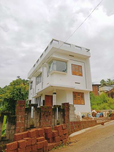Exterior Designs by Contractor vineesh kvs, Kozhikode | Kolo