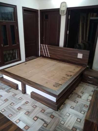 Bedroom, Furniture, Flooring, Storage, Door Designs by Contractor Ali raza, Ghaziabad | Kolo
