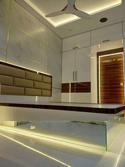 Furniture, Lighting, Storage, Bedroom Designs by Contractor Mohan Baniwalia, Delhi | Kolo