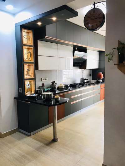 Storage, Kitchen Designs by Contractor modernedge  interior , Gautam Buddh Nagar | Kolo