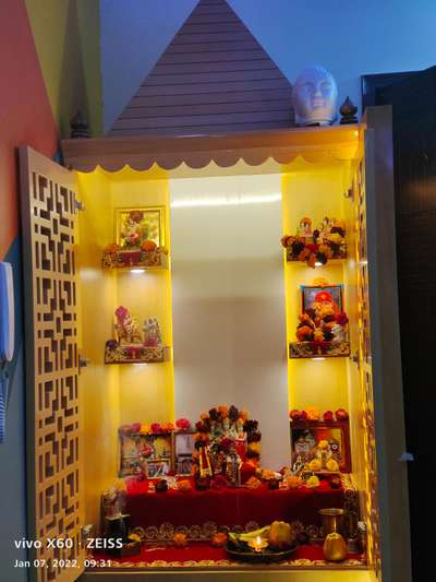 Prayer Room Designs by Contractor shubham vats, Delhi | Kolo