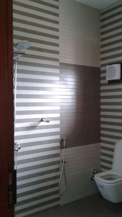 Bathroom, Wall Designs by Flooring Biju Theckan, Kannur | Kolo