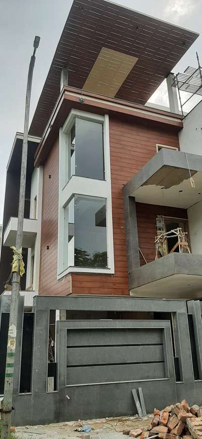 Exterior Designs by Carpenter shokeen Rajput  shokeen Rajput , Noida | Kolo