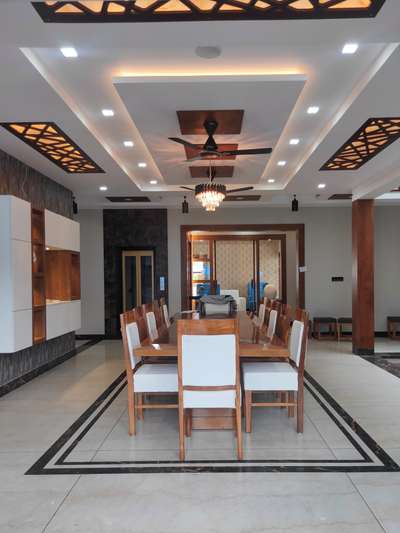 Ceiling, Dining, Table, Furniture Designs by Interior Designer Fairhomes Architects   Interiors , Ernakulam | Kolo
