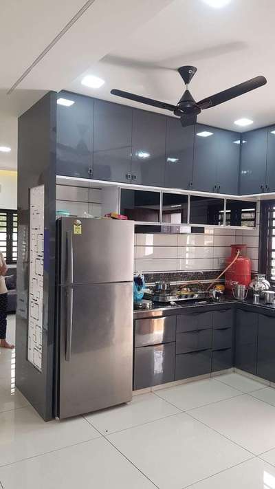Lighting, Kitchen, Storage Designs by Contractor Nishant Dhiman, Delhi | Kolo