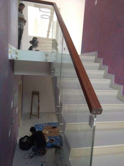 Staircase Designs by Carpenter Maraj Uddin, Bhopal | Kolo