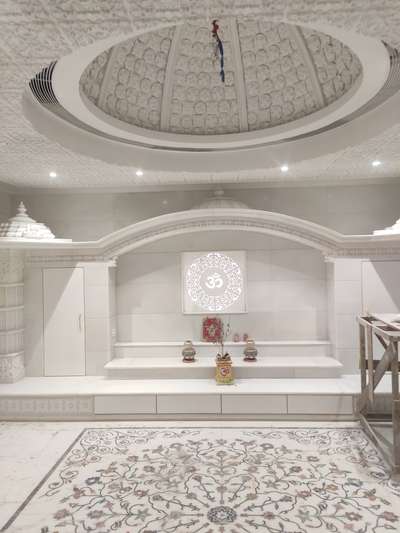 Prayer Room, Lighting, Storage Designs by Contractor khushi mhomad, Delhi | Kolo