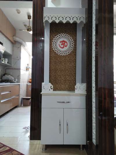 Prayer Room Designs by Carpenter Munajir Saifi, Gautam Buddh Nagar | Kolo