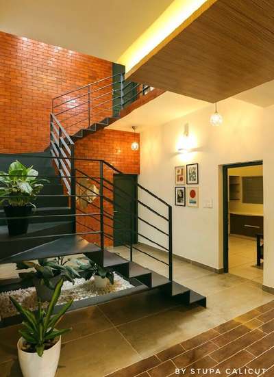 Staircase, Home Decor, Wall Designs by Architect Jamsheer Pattasseri, Kozhikode | Kolo