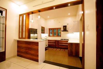 Kitchen, Lighting, Storage Designs by Contractor Leeha builders Rini-7306950091, Kannur | Kolo
