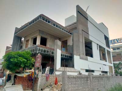 Exterior Designs by Contractor irfan saifi, Ghaziabad | Kolo