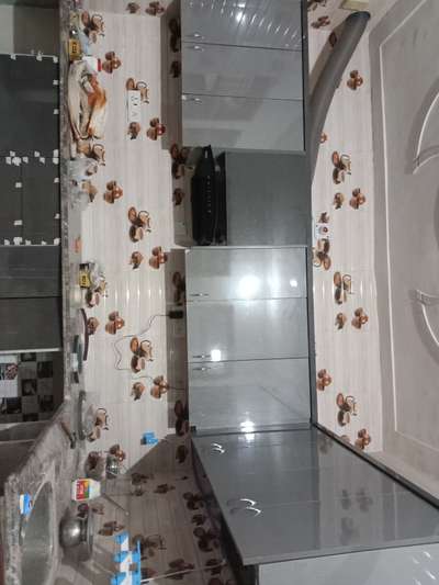 Storage, Kitchen Designs by Carpenter iliyash Saifi, Faridabad | Kolo