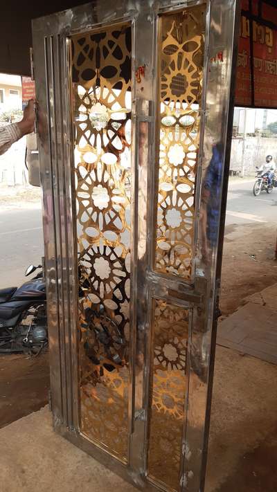 Door Designs by Service Provider Surender Dhalwal , Sonipat | Kolo