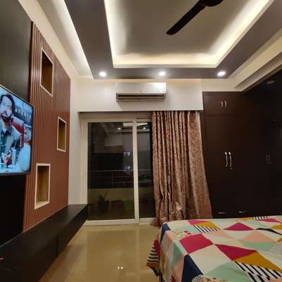 Ceiling, Lighting, Storage, Bedroom Designs by Interior Designer Ruchika Bhatt, Gautam Buddh Nagar | Kolo