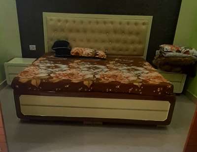 Furniture, Bedroom Designs by Carpenter Deepak sharma, Gautam Buddh Nagar | Kolo