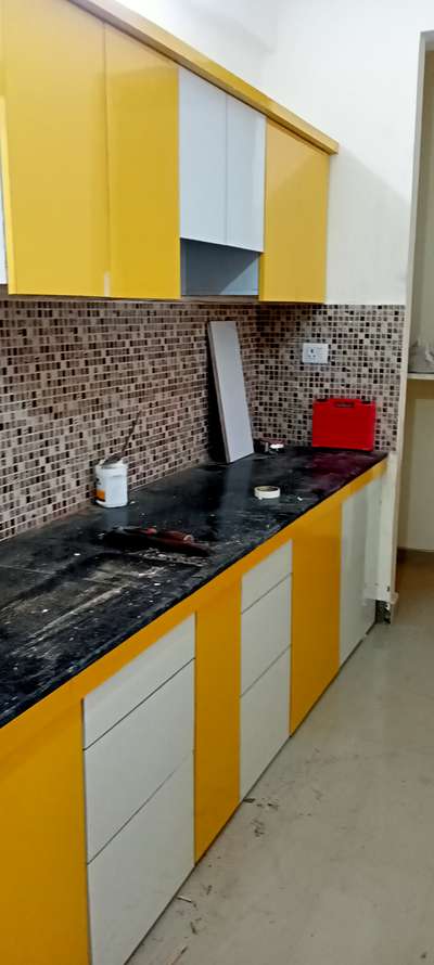 Kitchen, Storage Designs by Carpenter Kamlesh furniture, Bhopal | Kolo