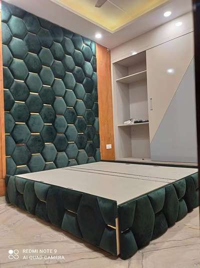 Furniture, Lighting, Bedroom, Storage Designs by Contractor Ronak Khan, Faridabad | Kolo