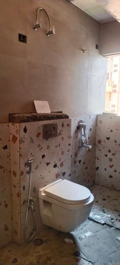Bathroom Designs by Plumber Kasim Saifi  contactar, Ghaziabad | Kolo