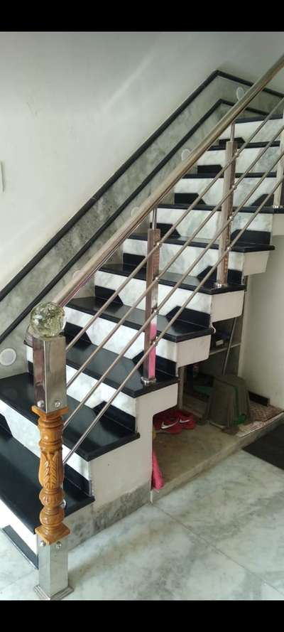 Staircase Designs by Fabrication & Welding Aadil Saifi, Panipat | Kolo