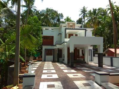 Exterior, Flooring Designs by Contractor Muhammad Hafiz, Thrissur | Kolo