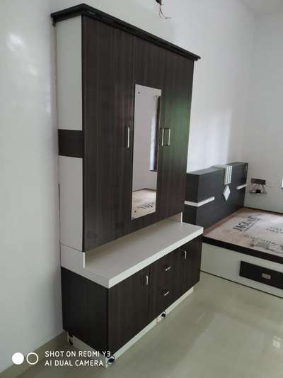 Bedroom, Furniture, Storage Designs by Carpenter Joythish Pulamthottam, Palakkad | Kolo
